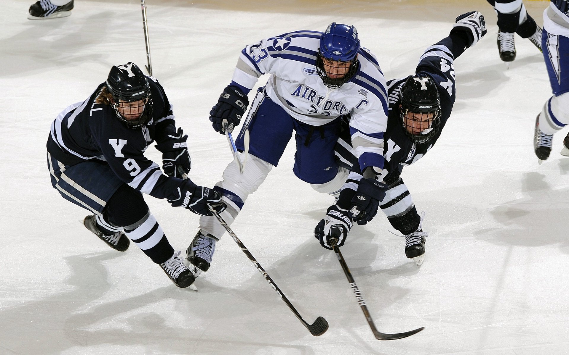 F1新赛季揭幕战之夜，哈兰德完成里程碑
